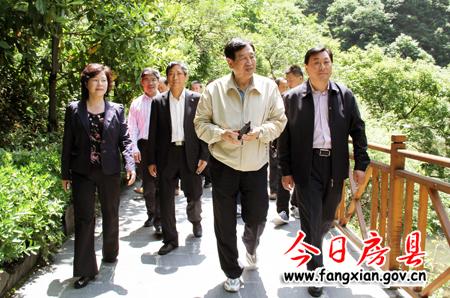 全國政協原副主席李蒙來房縣視察旅游產業