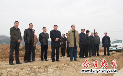 嚴(yán)把建設(shè)速度與質(zhì)量 推進(jìn)縣城至軍店鎮(zhèn)一級路建設(shè)