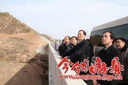 劉新池到房縣調研“綠滿房縣”行動開展情況