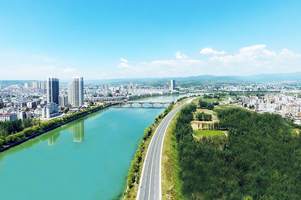 為了一方碧水藍天——房縣生態環境建設走筆