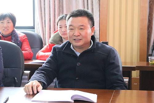 肖大有參加青峰代表團分組討論《政府工作報告》