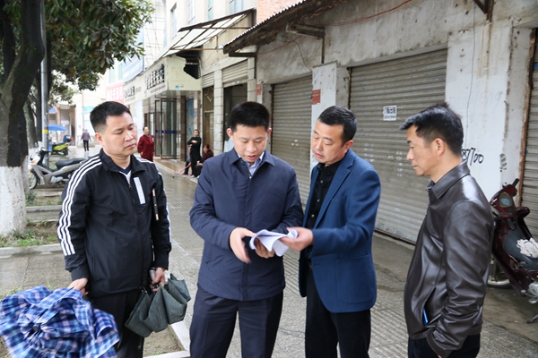 紀道清調研城區交通建設工作