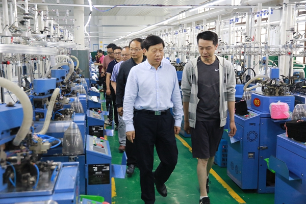 張維國在房縣調研工業企業發展