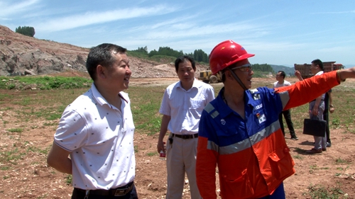 縣人大常委會調研礦山地質環境治理情況