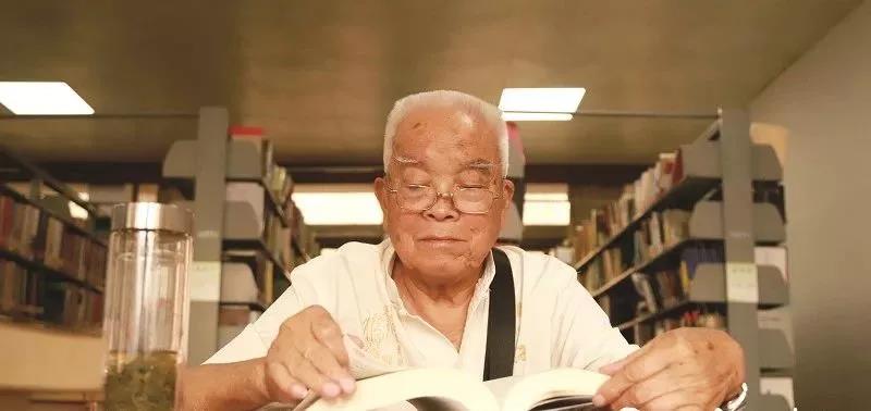 退休21年，他一直堅(jiān)持做的這件事，讓很多人都羨慕……