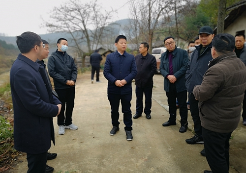 紀道清到回龍白鶴調研督導脫貧攻堅工作