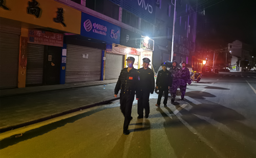 大木廠鎮：平安“夜巡”守萬家燈火
