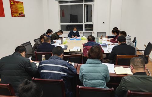 縣新冠肺炎疫情防控指揮部召開疫情研判工作會