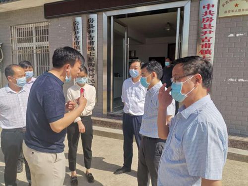 省交通廳對尹吉甫鎮創建“四好農村公路”創建工作進行審核