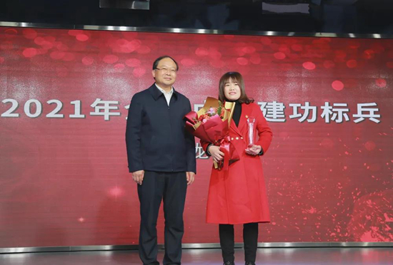 房縣舉行慶“三八”頒獎(jiǎng)典禮暨詩文朗誦活動(dòng)