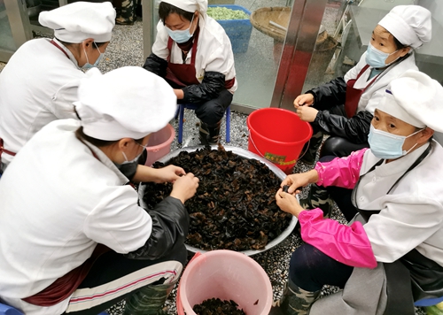 房縣天明小學：“4D”管理守護師生舌尖安全