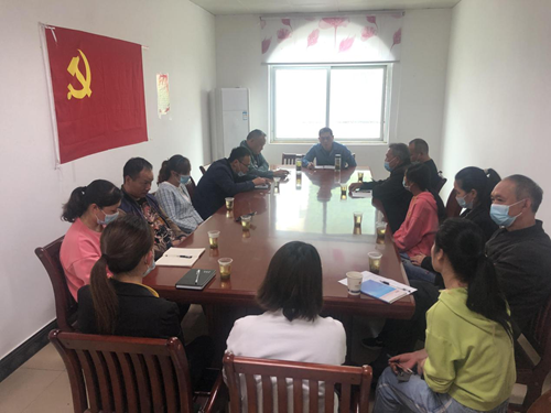 房縣市場監督管理局門古市場監管所把牢行業“疫”線防控關