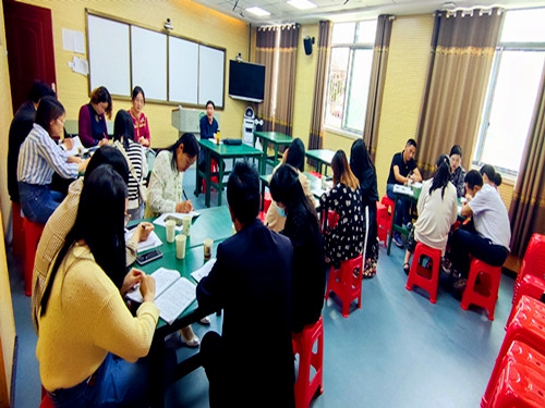 聚焦課堂  聯校協作 共享共建  提升質量 ——房縣東城小學教育集團暨西南學區舉行六年級復習研討活動