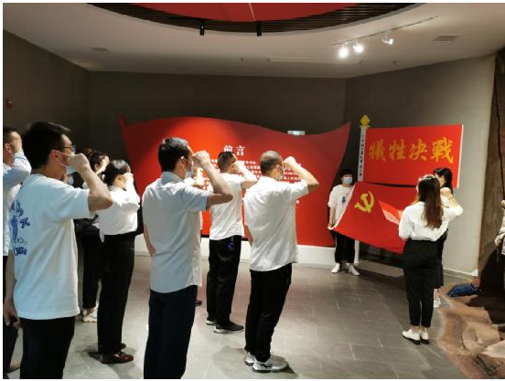 房縣司法局：參觀紅色基地 傳承紅色基因