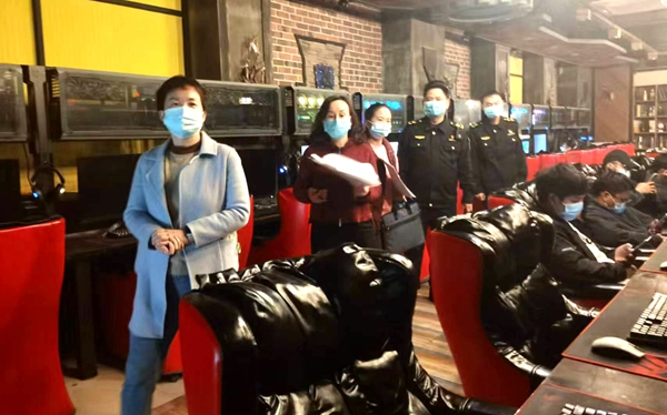 房縣對(duì)未成年人思想道德建設(shè)工作進(jìn)行檢查考評(píng)