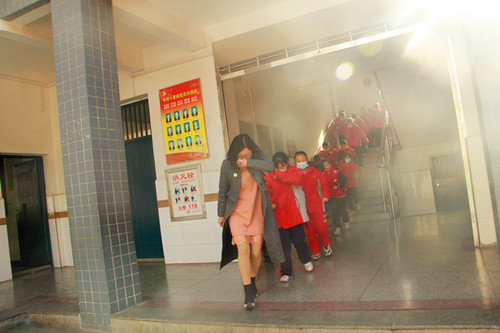 房縣東城小學(xué)：以練筑防護(hù) 防患于“未燃”