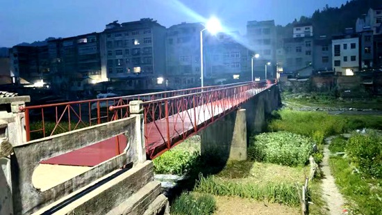 大木廠鎮(zhèn)：鄉(xiāng)賢修繕暖心橋 連接村民“小幸福”