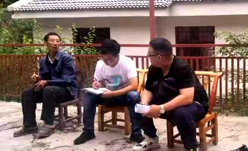 房縣城管執(zhí)法局積極開展“鄉(xiāng)村振興 法治同行”普法活動