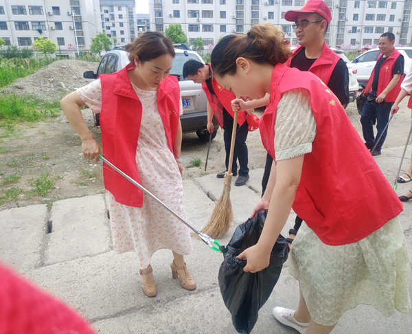 房縣衛健局創文出實效