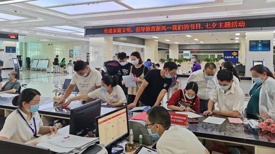 縣民政局“三到位”積極服務“七夕”結婚熱