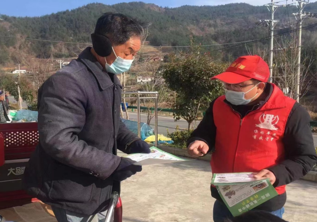 青峰鎮把“敲門行動”做深做實 以實際行動書寫“民生答卷”