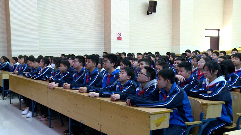 房縣實驗中學：學習黨的二十大 共建文明校園