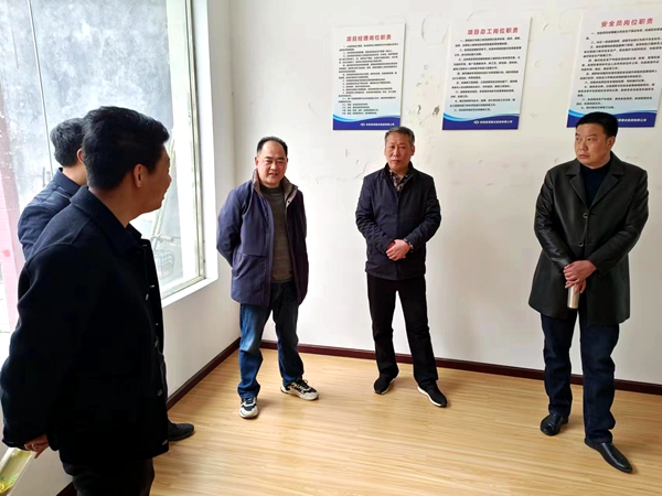 房縣珠藏洞至青峰段路面養護工程開工