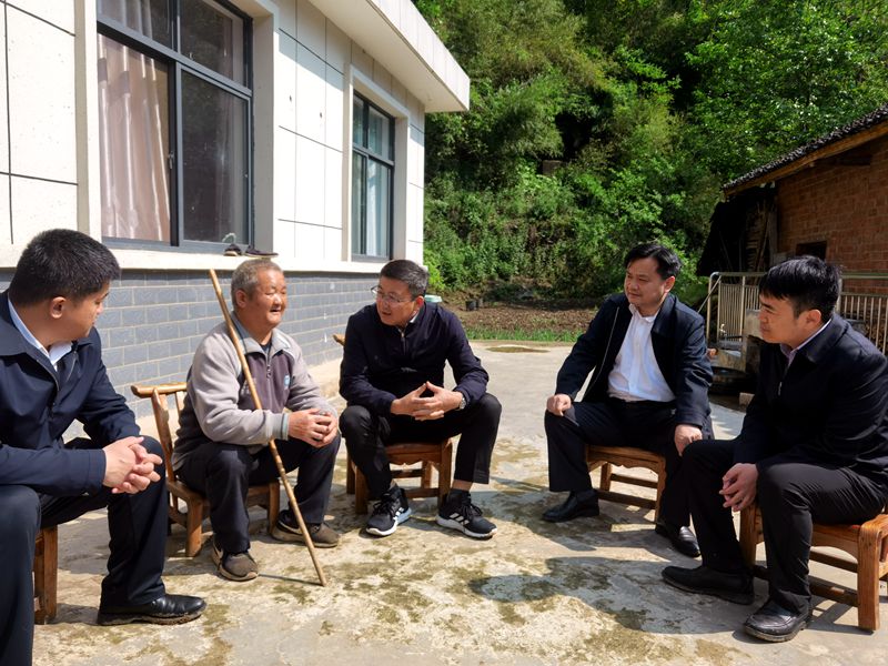 中央保密辦副主任王言彬來房調研鄉村振興工作