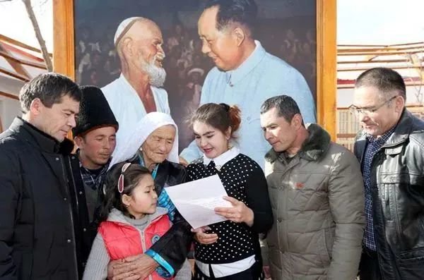 庫爾班大叔上北京：愛黨愛國故事代代傳｜總書記講過的民族團結進步故事