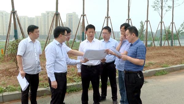 紀道清調研督導重點項目建設