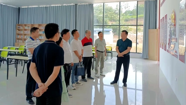 房縣扶貧幫困志愿服務隊：打好新時代文明實踐志愿服務的組合拳