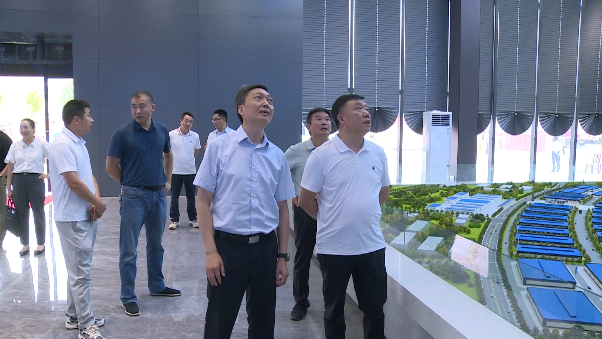 縣人大常委會開展循環產業環境保護工作專題調研
