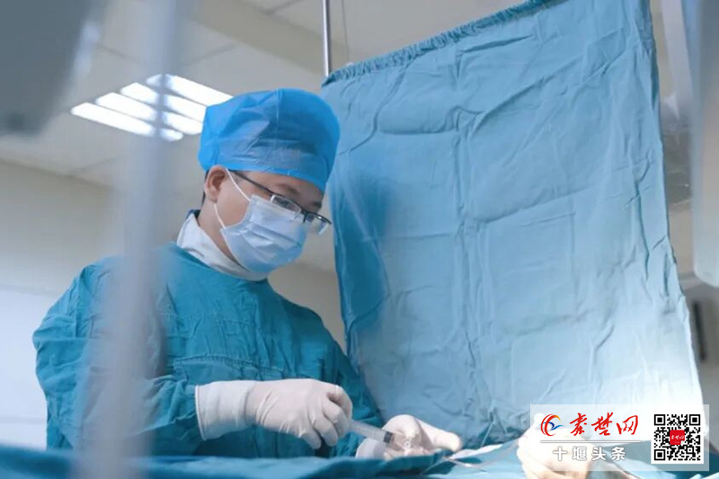 七旬老人血管被癌栓完全堵死，十堰人醫介入科為其打通生命通道